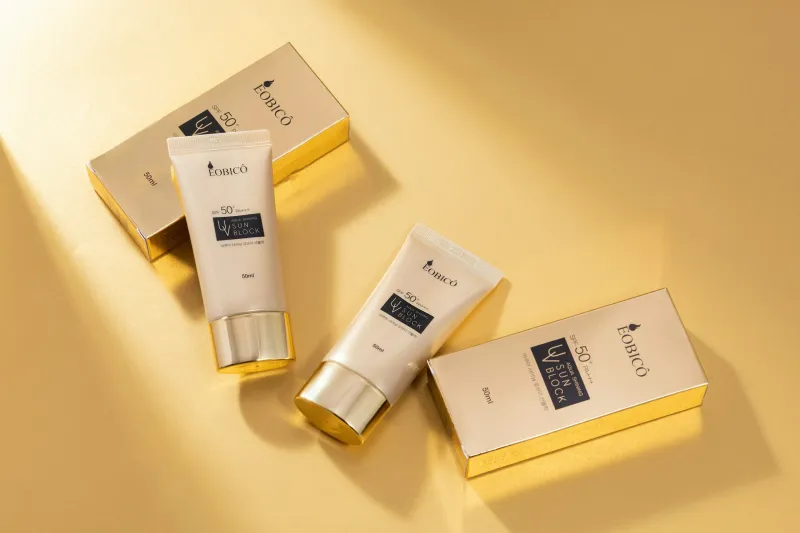 العطور ومنتجات العناية — تصميم #3125